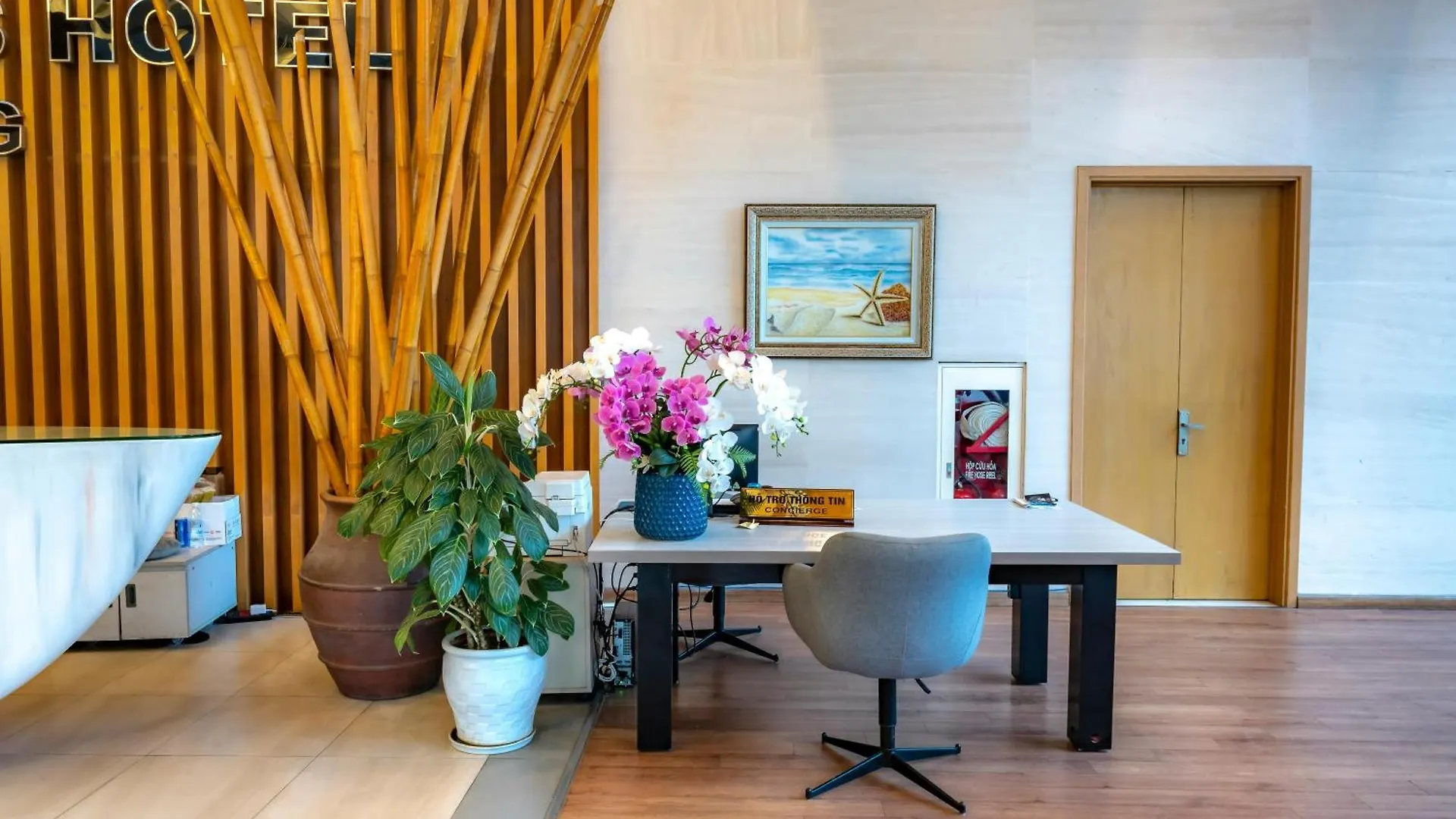 Hotel Seven Inn Near New Delhi Airport