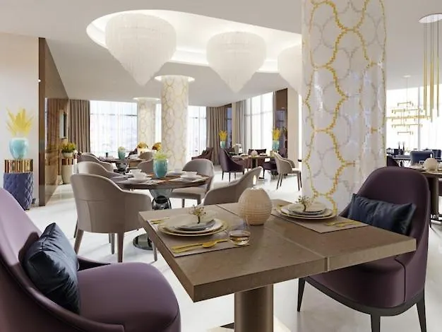 Hotel Seven Inn Near New Delhi Airport 4*,